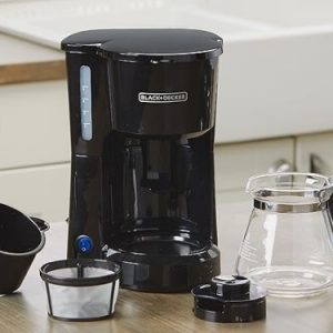 BLACK+DECKER 5-Cup Coffeemaker (CM0700BZ) – Best Compact Coffee Maker BLACK+DECKER 5-Cup Coffeemaker (CM0700BZ) – Best Compact Coffee Maker